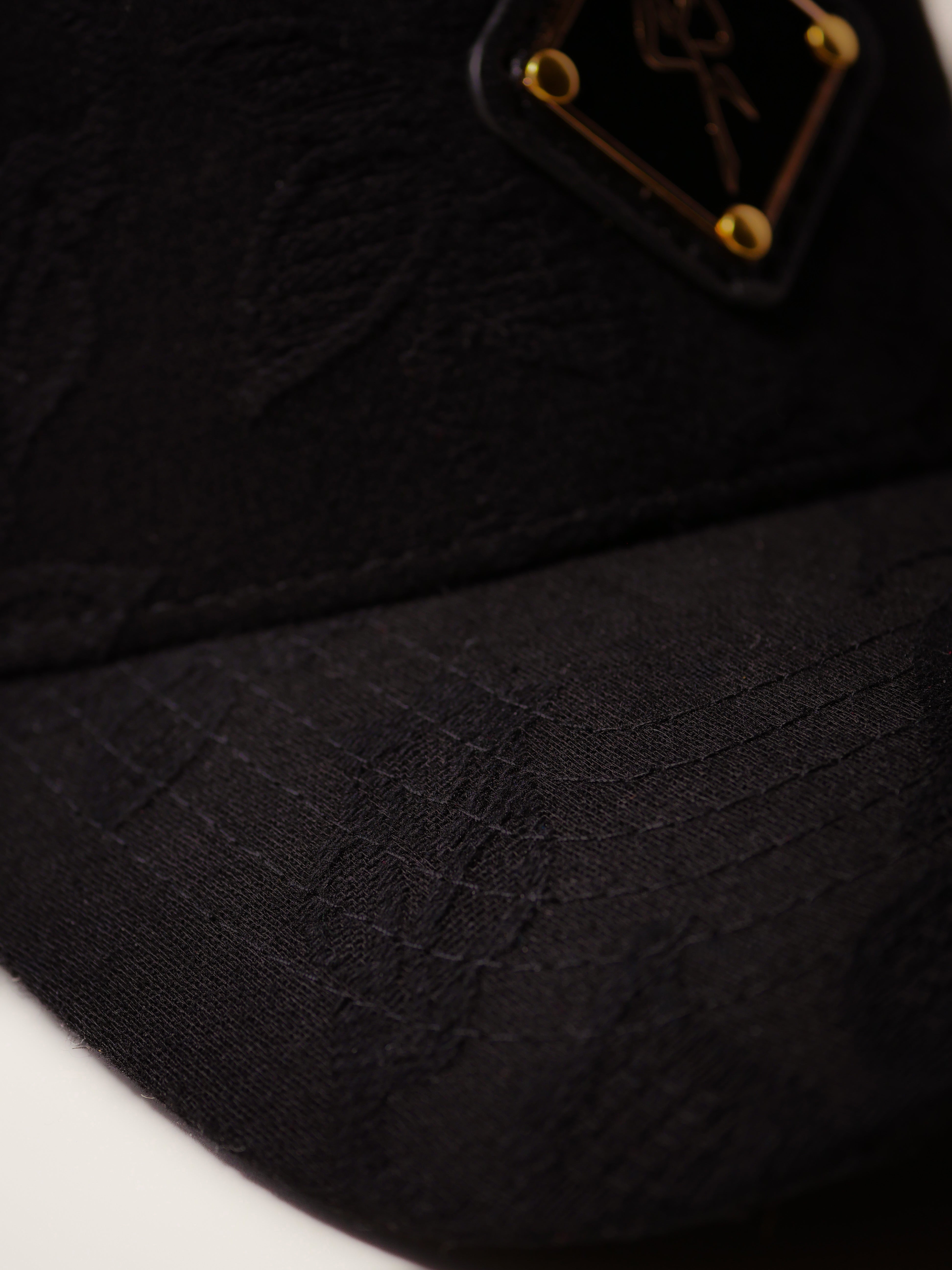 OBSIDIAN ROSE HAT
